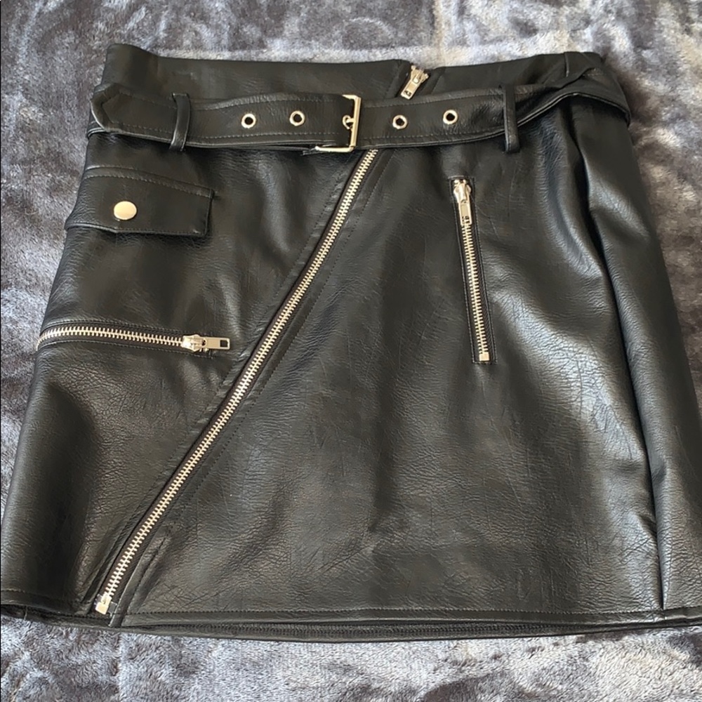 Leather skirt